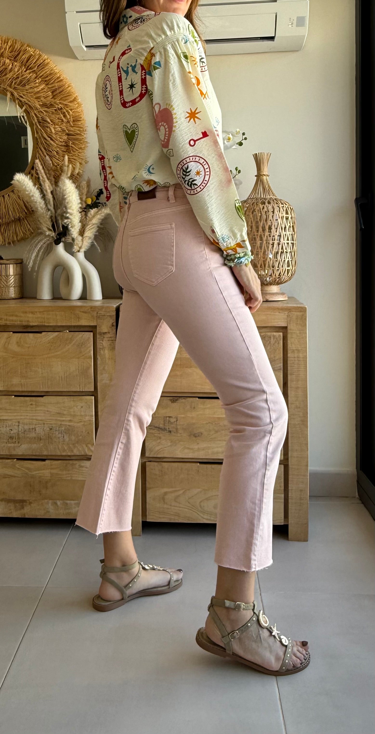 Pantalón Denim Cropped Flare Colors