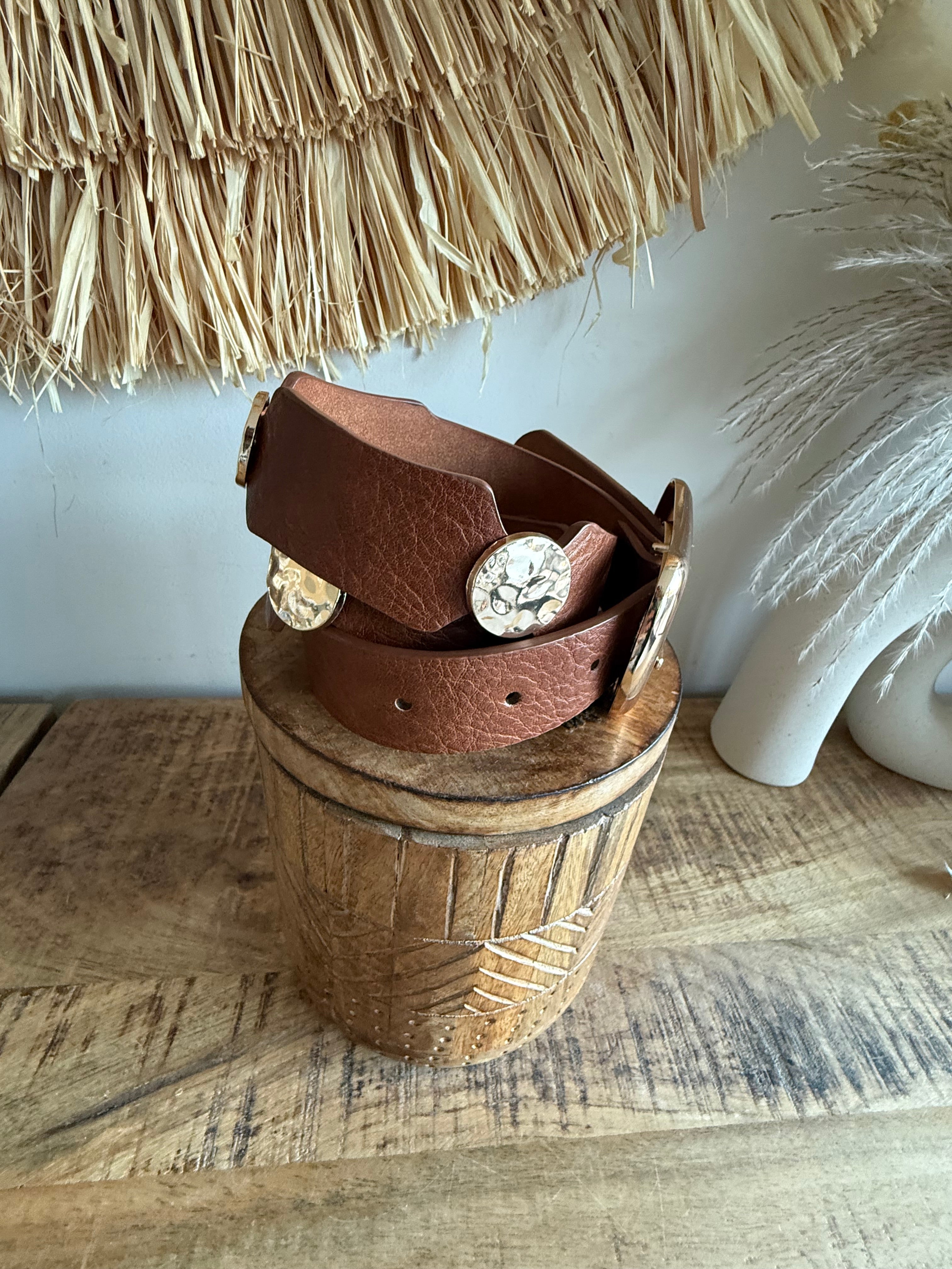 Cinturón Hebilla Dorada Soft Leather Look