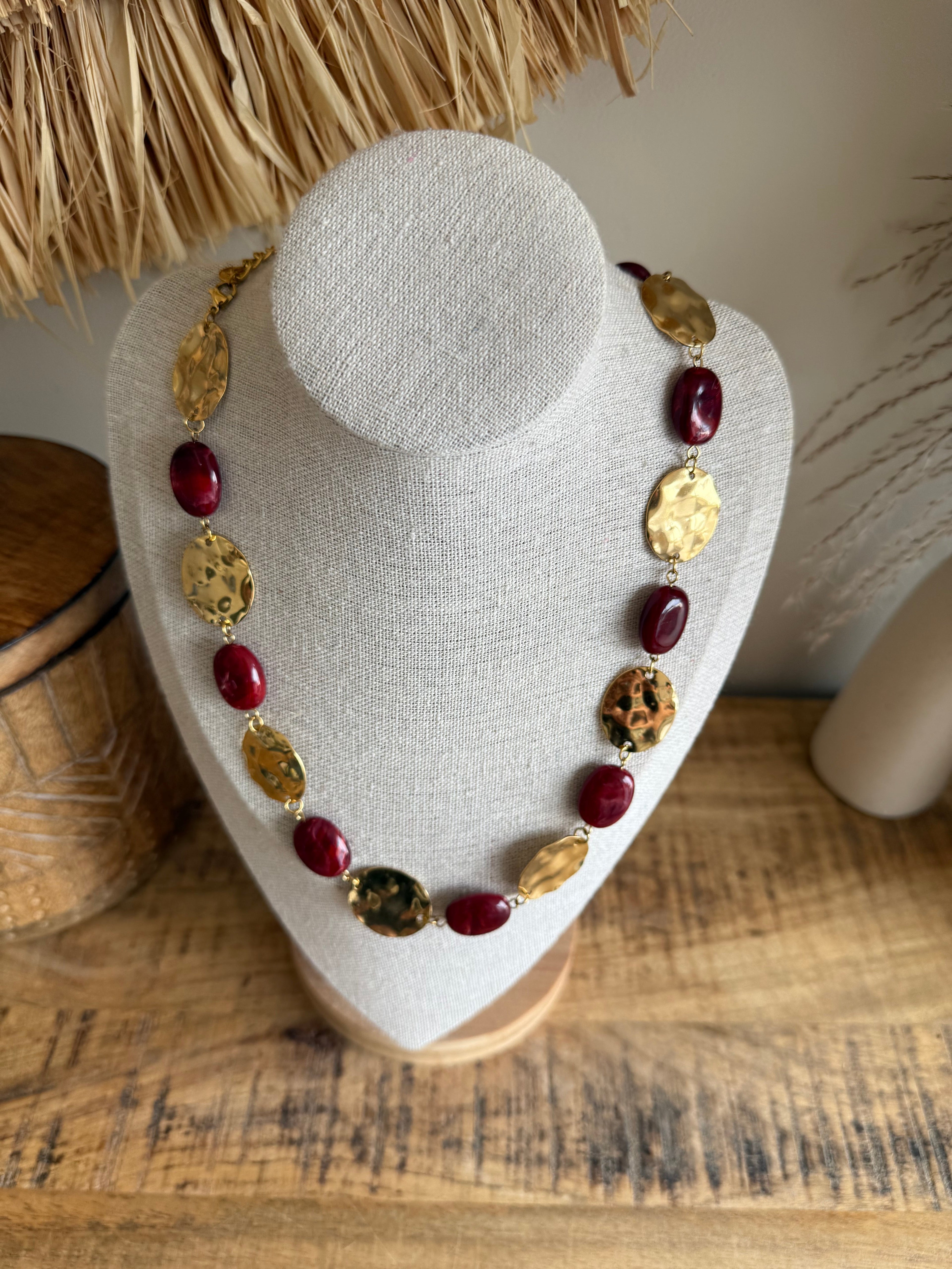 Collar Lúa